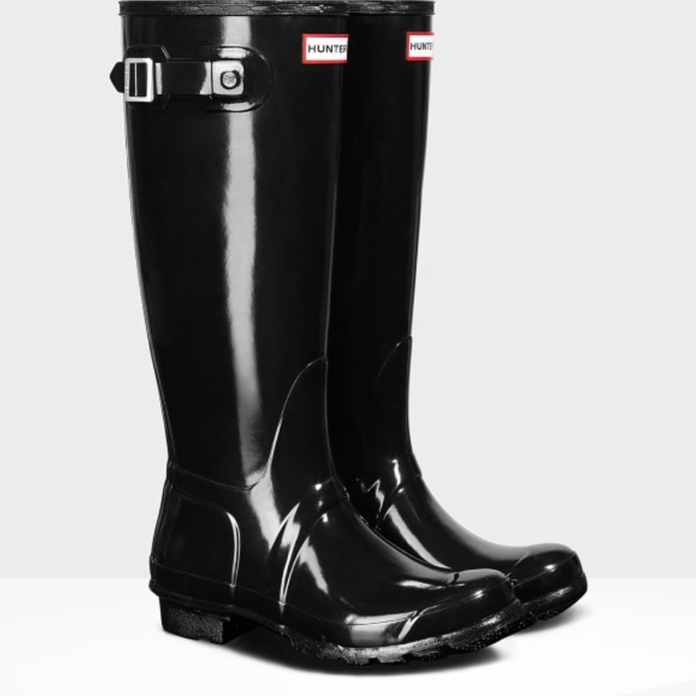 Hunter. Tall gloss boots. Black.